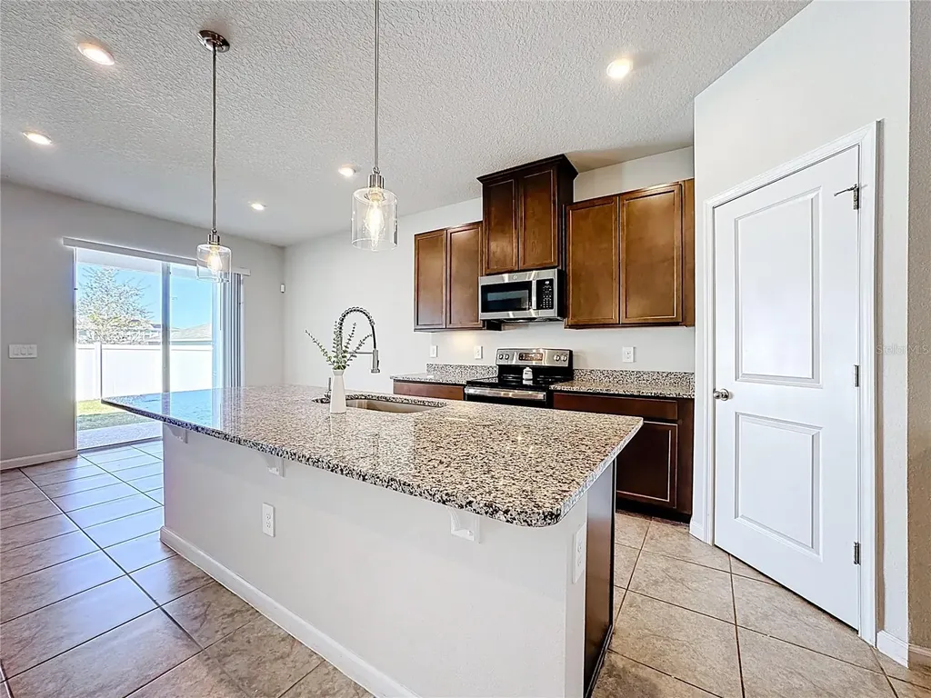 535 Rominger Loop Apopka FL 32712