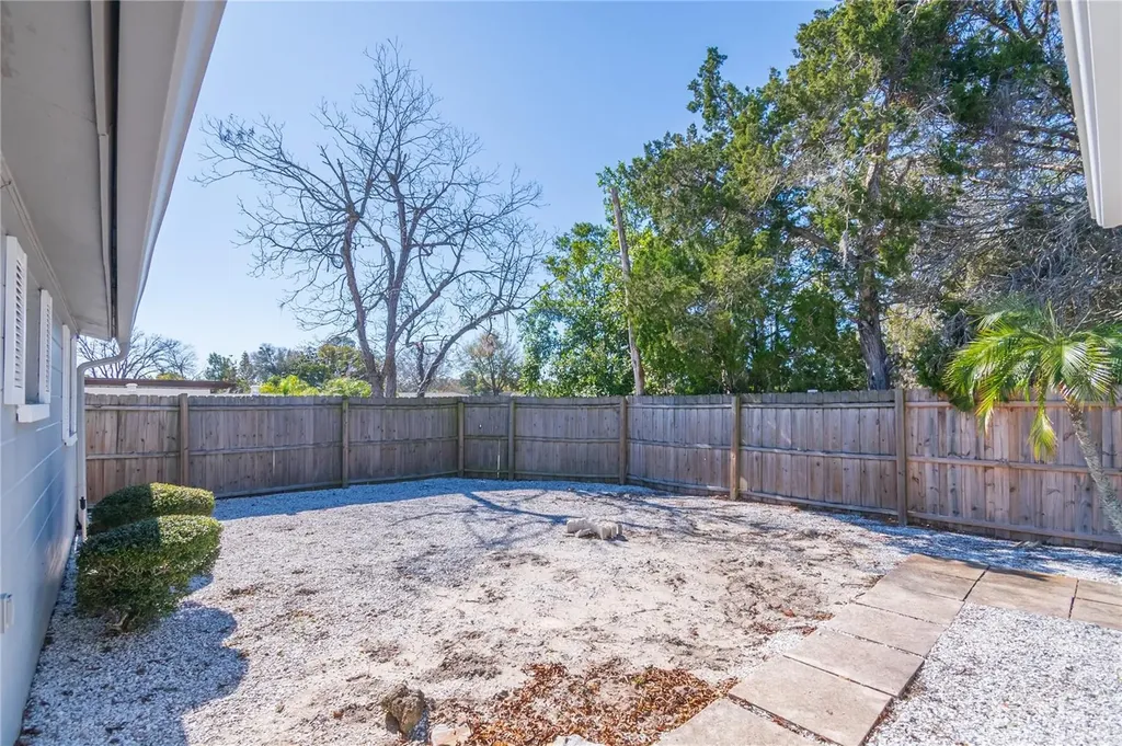 5207 School Road New Port Richey FL 34653
