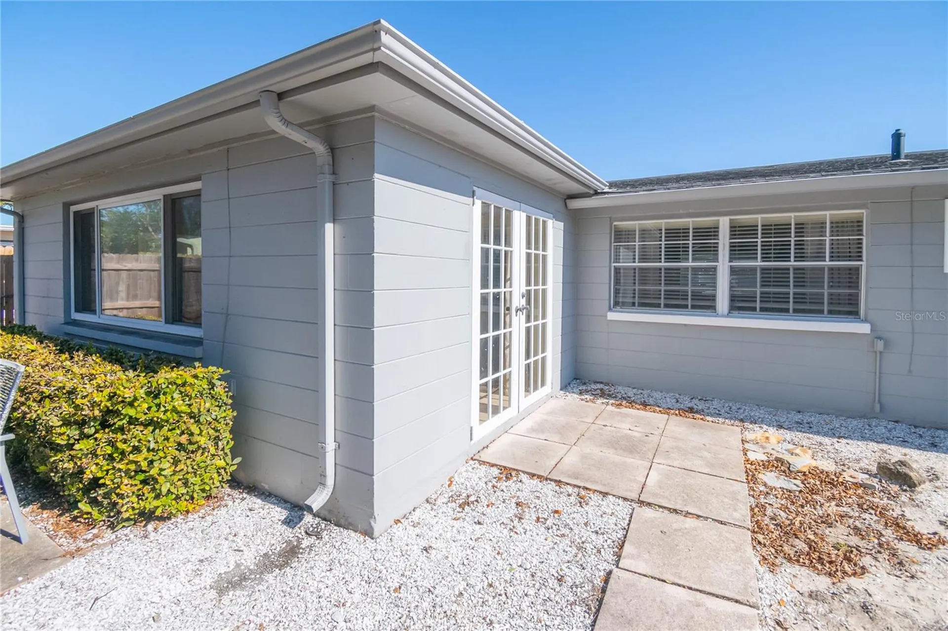 5207 School Road New Port Richey FL 34653