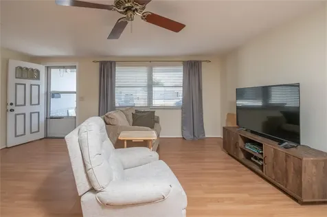 5207 School Road New Port Richey FL 34653