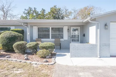 5207 School Road New Port Richey FL 34653
