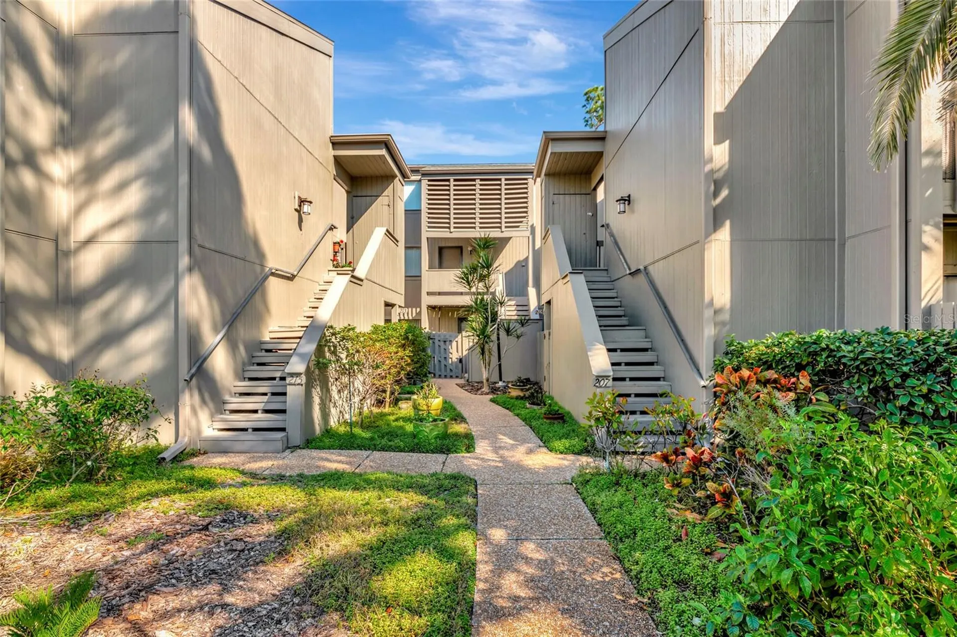 Osprey FL, 211 Woodland Drive, Unit 211