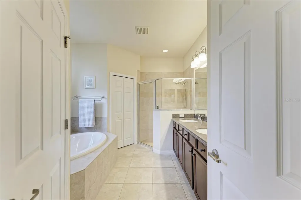 220 River Enclave Court Bradenton FL 34212