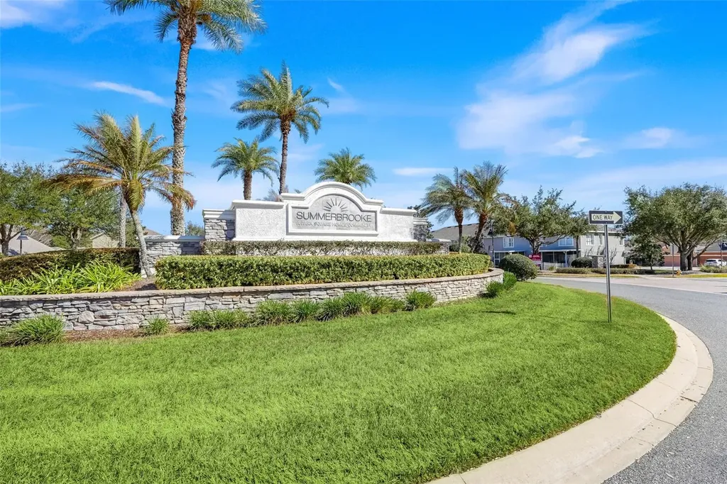 2385 Sirena Lane Mount Dora FL 32757