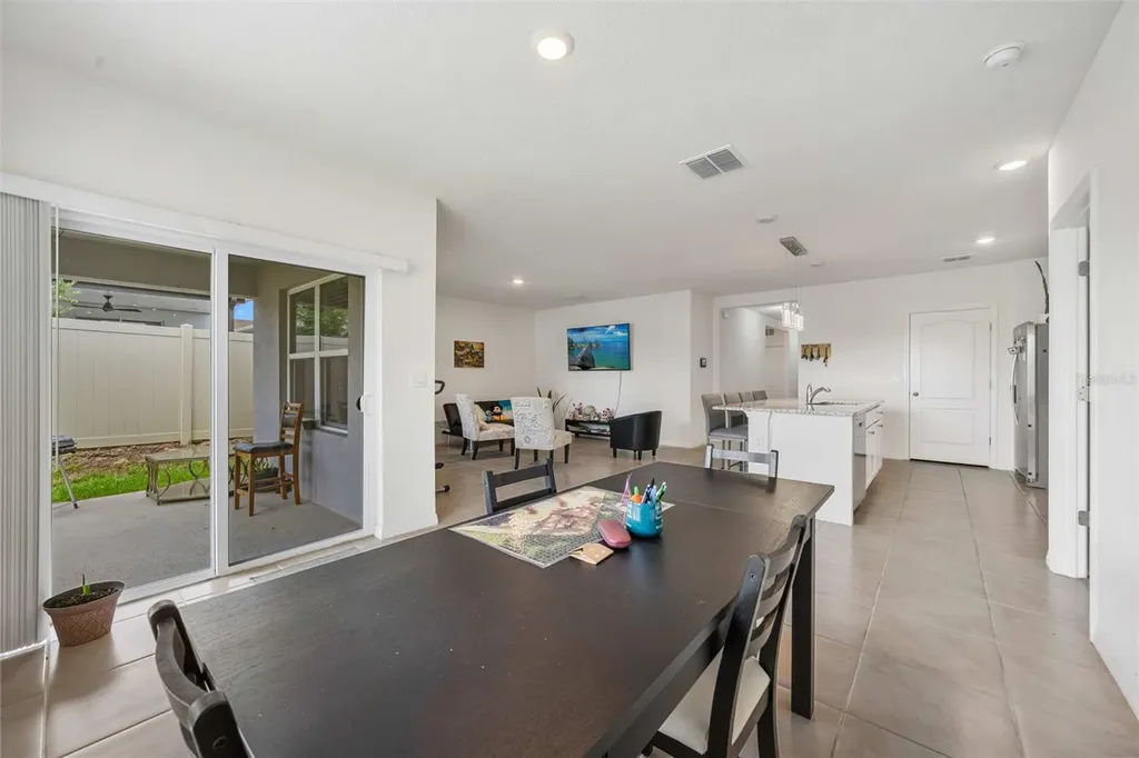 1421 Cumberland Avenue Davenport FL 33837