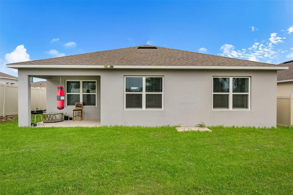 1421 Cumberland Avenue Davenport FL 33837