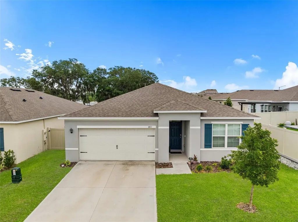 1421 Cumberland Avenue Davenport FL 33837