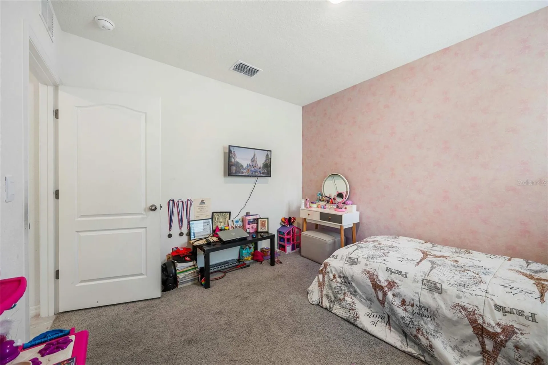 1421 Cumberland Avenue Davenport FL 33837
