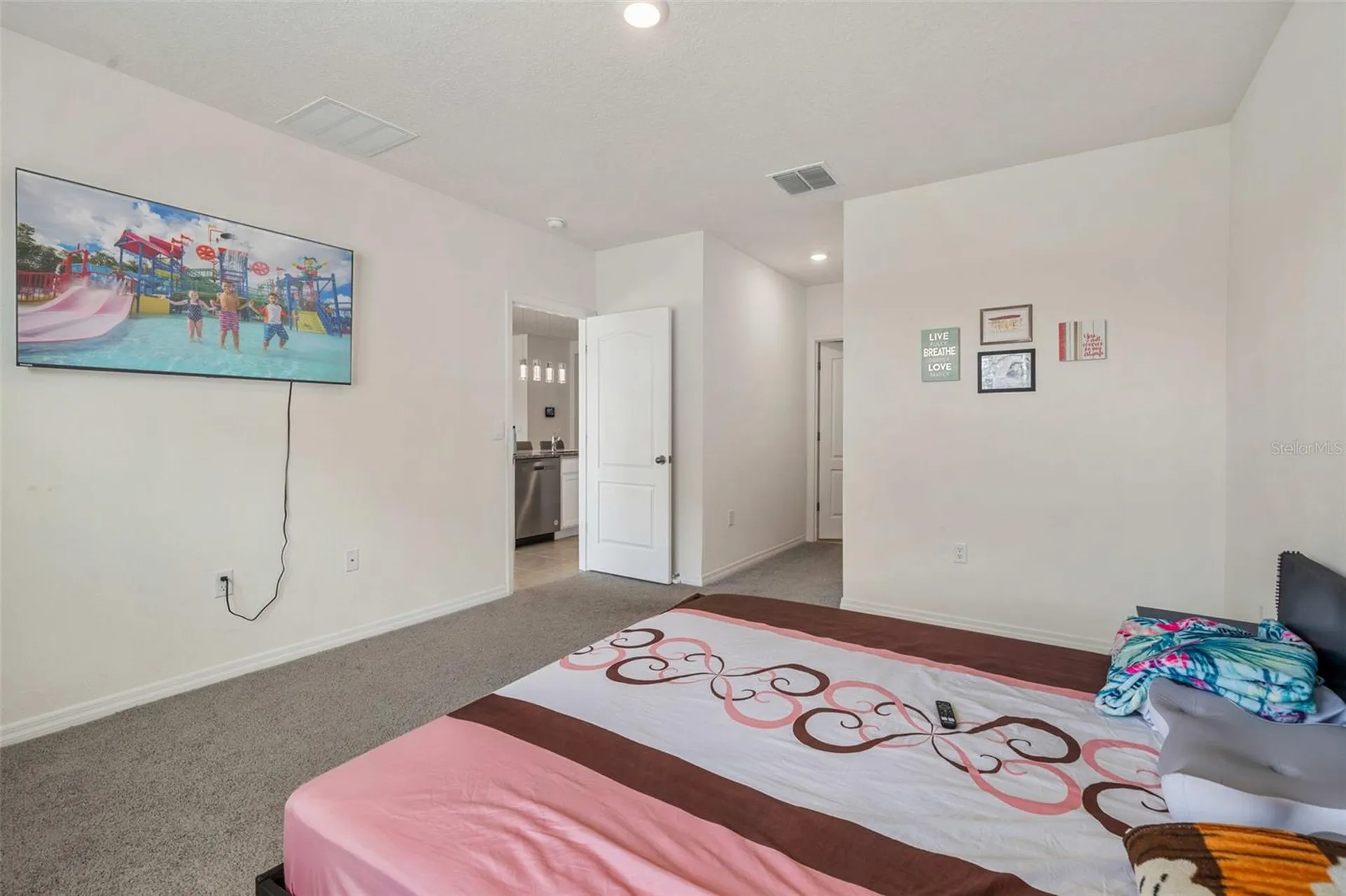 1421 Cumberland Avenue Davenport FL 33837