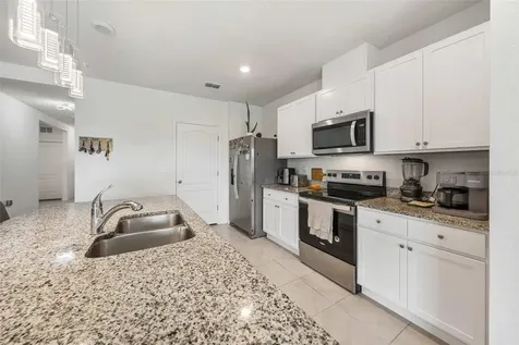 1421 Cumberland Avenue Davenport FL 33837