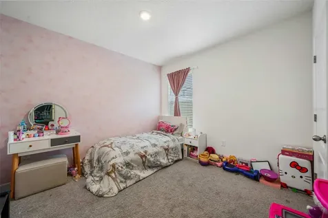 1421 Cumberland Avenue Davenport FL 33837
