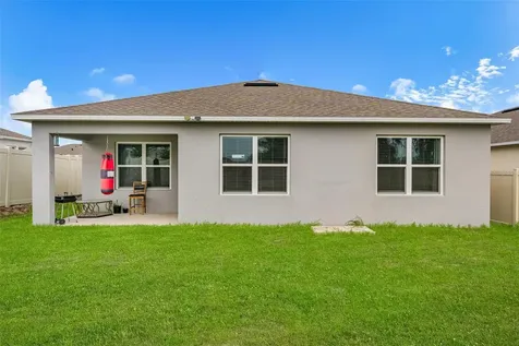 1421 Cumberland Avenue Davenport FL 33837