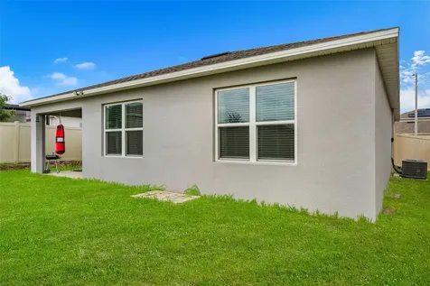 1421 Cumberland Avenue Davenport FL 33837