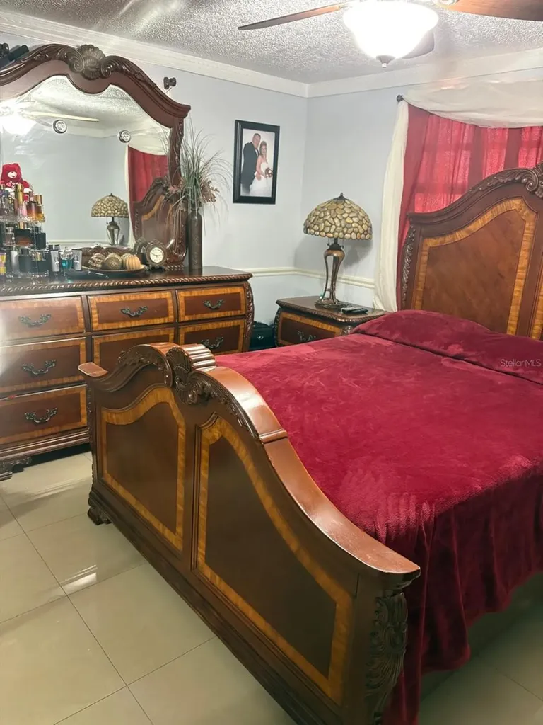 6005 W Clifton Street Tampa FL 33634