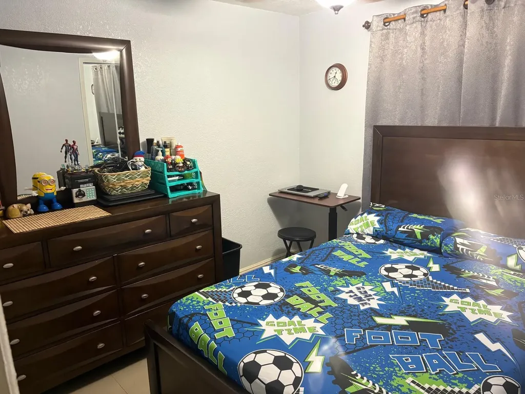 6005 W Clifton Street Tampa FL 33634