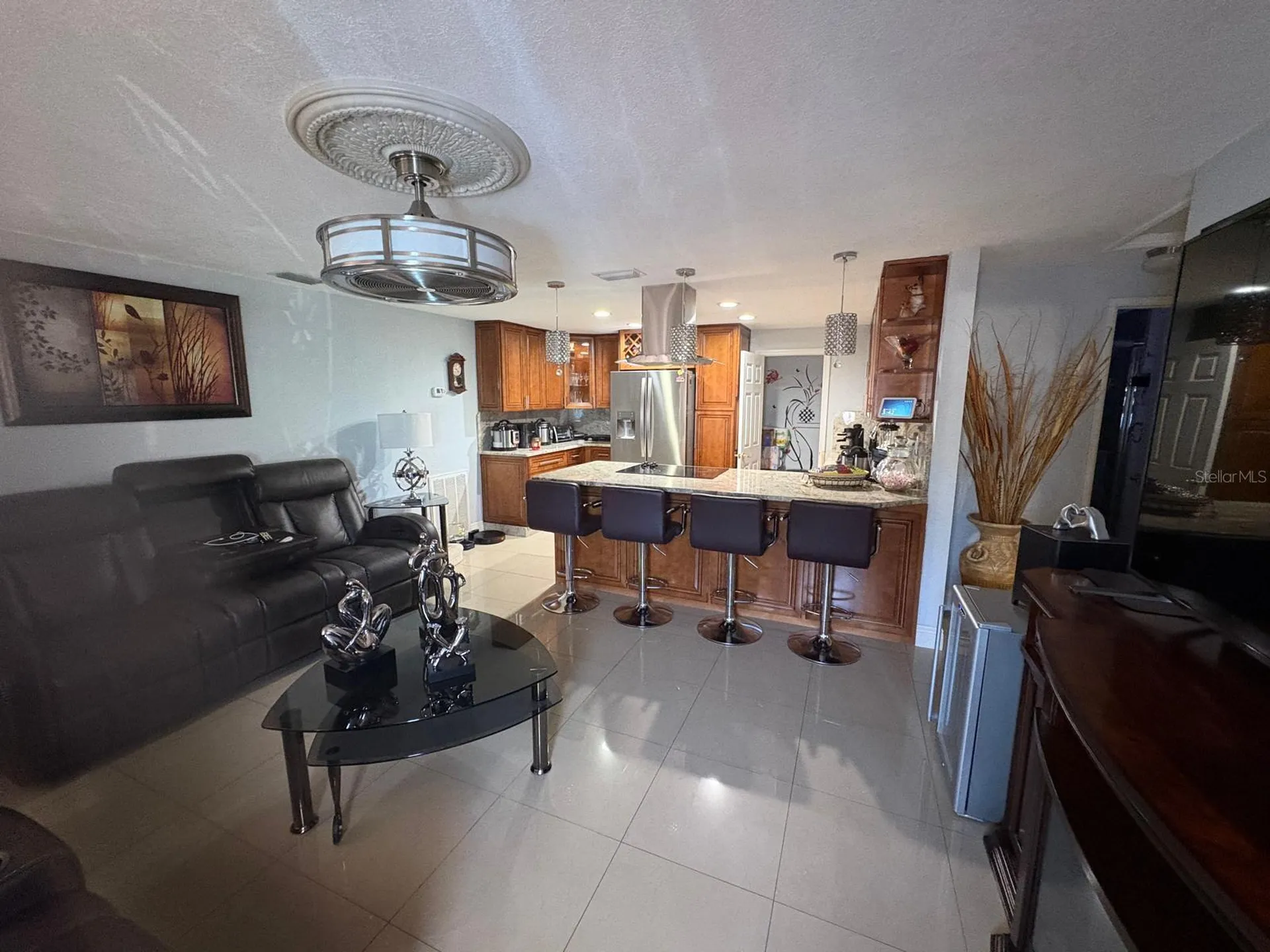 6005 W Clifton Street Tampa FL 33634