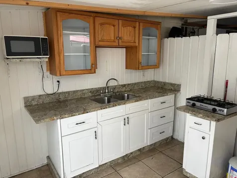 6005 W Clifton Street Tampa FL 33634