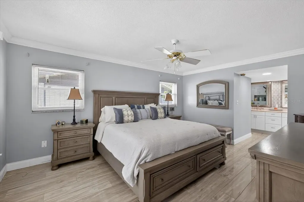 8134 Bayshore Drive Seminole FL 33776