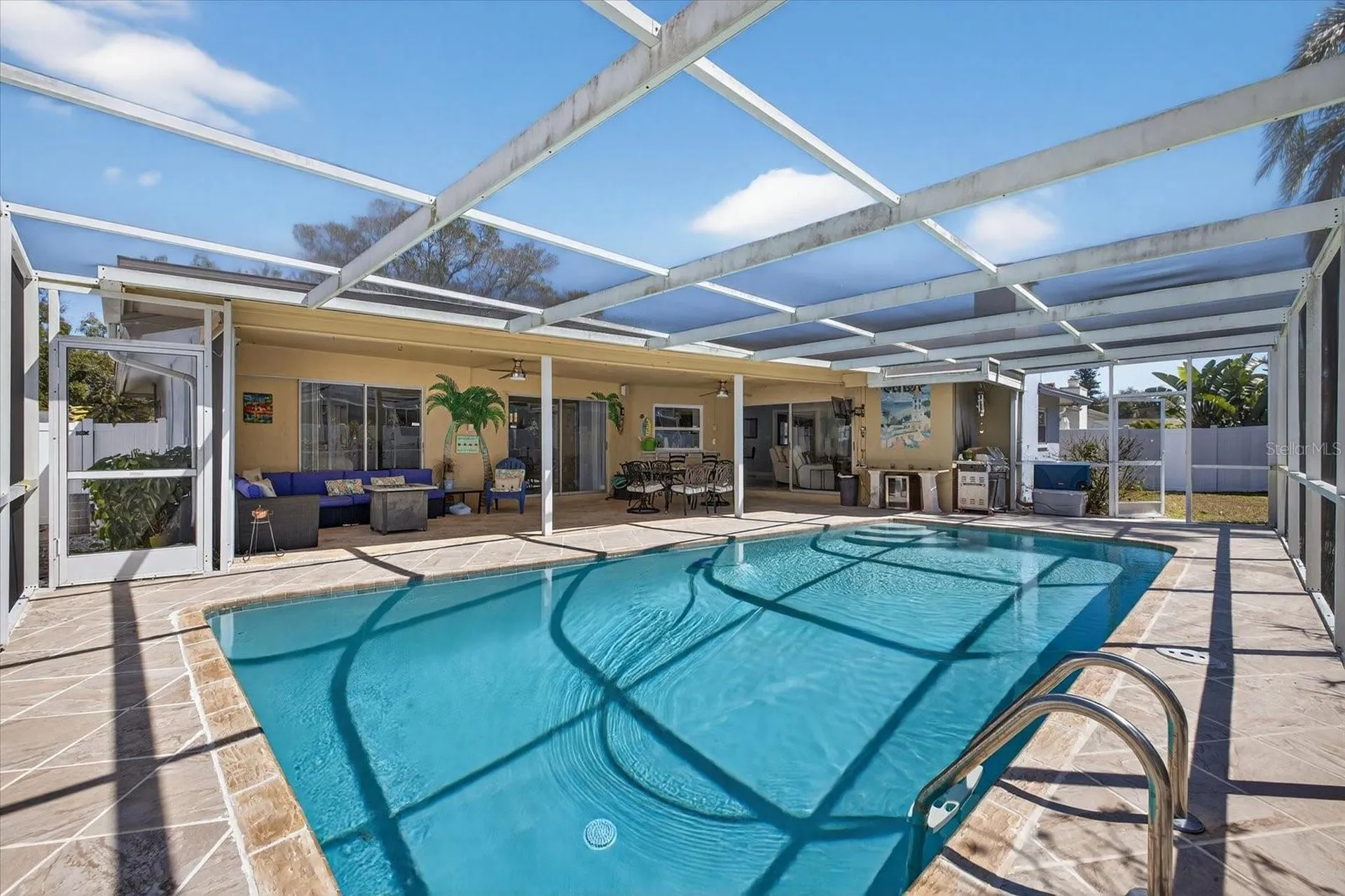 8134 Bayshore Drive Seminole FL 33776