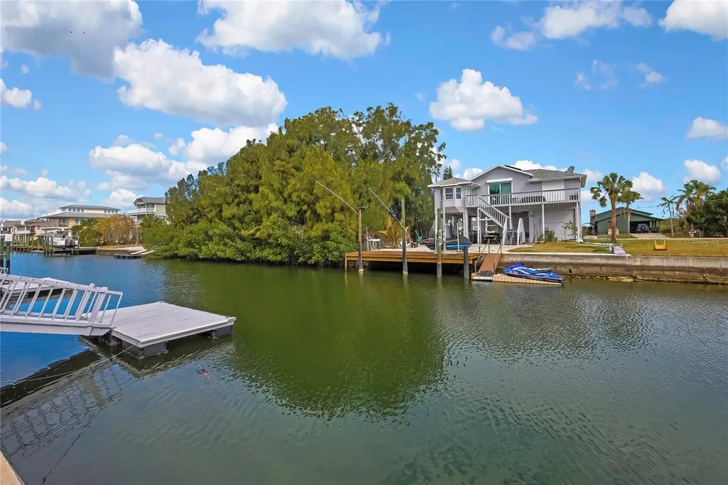 6703 Seaview Boulevard Hudson FL 34667