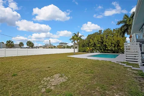 6703 Seaview Boulevard Hudson FL 34667