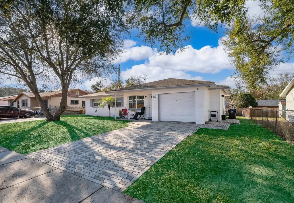 10 E Celeste Street Apopka FL 32703