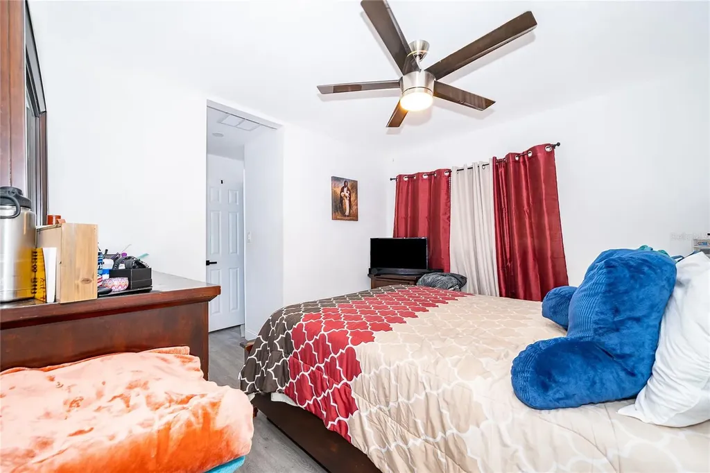 10 E Celeste Street Apopka FL 32703