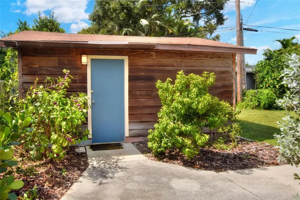 1819 Meadowbrook Avenue Lakeland FL 33803