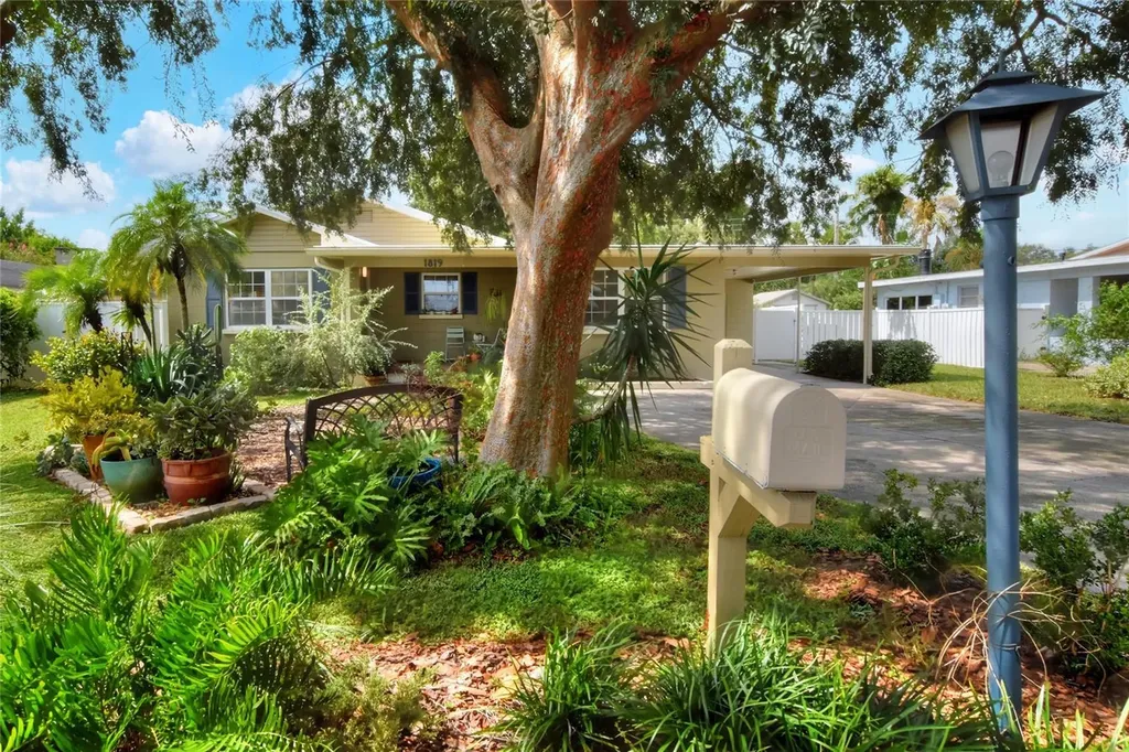 1819 Meadowbrook Avenue Lakeland FL 33803