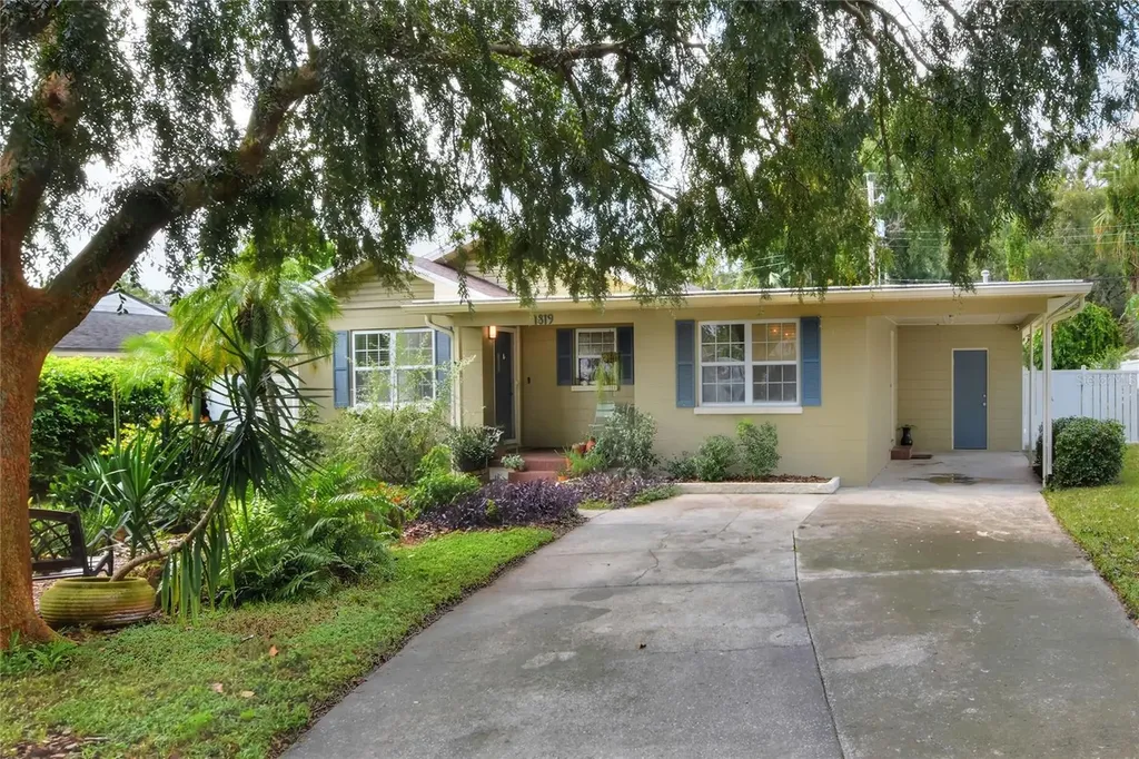 1819 Meadowbrook Avenue Lakeland FL 33803