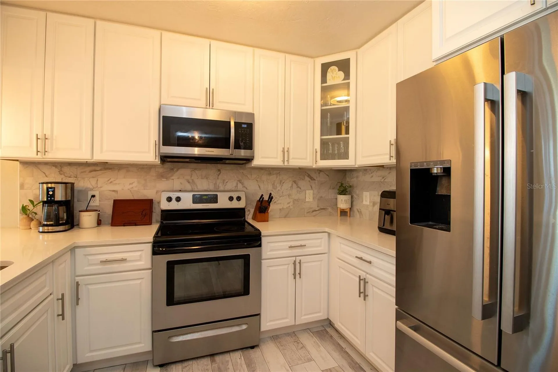 1547 35th Avenue N St Petersburg FL 33704