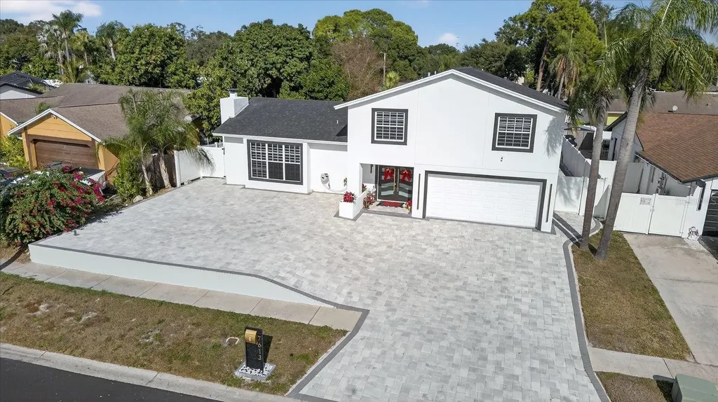 7613 Rustic Drive Tampa FL 33634