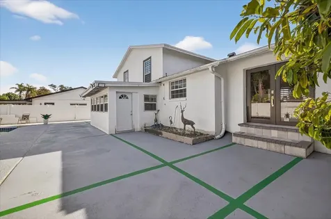 7613 Rustic Drive Tampa FL 33634