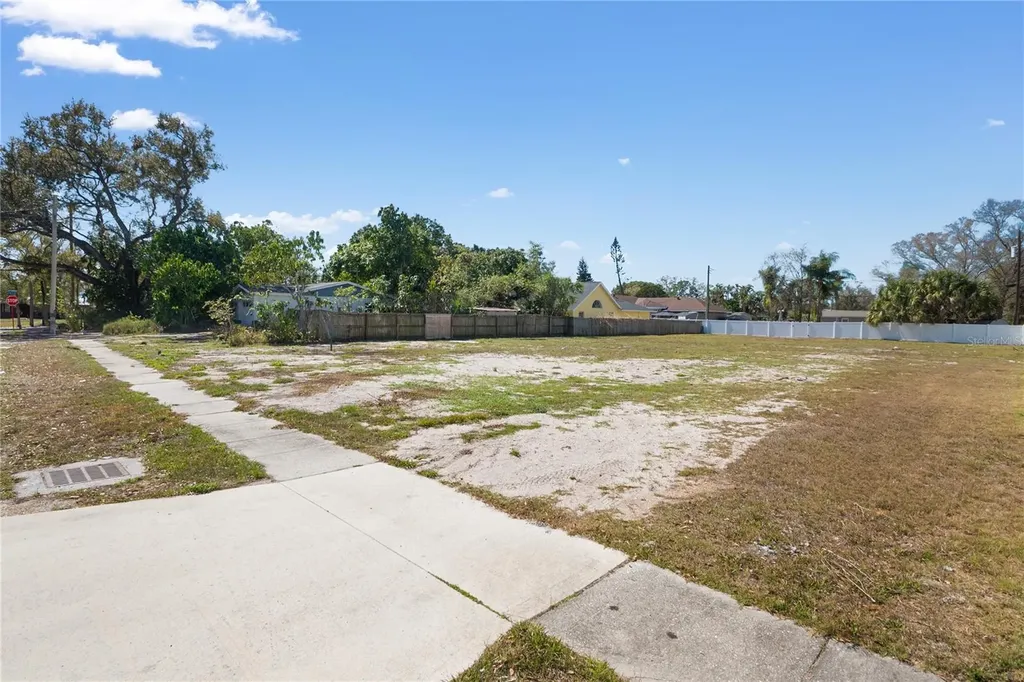 7030 62nd Street N Pinellas Park FL 33781