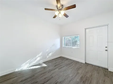 819 Helmsman Way Palm Harbor FL 34685