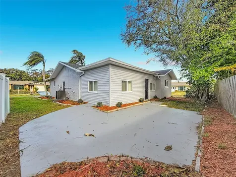 819 Helmsman Way Palm Harbor FL 34685