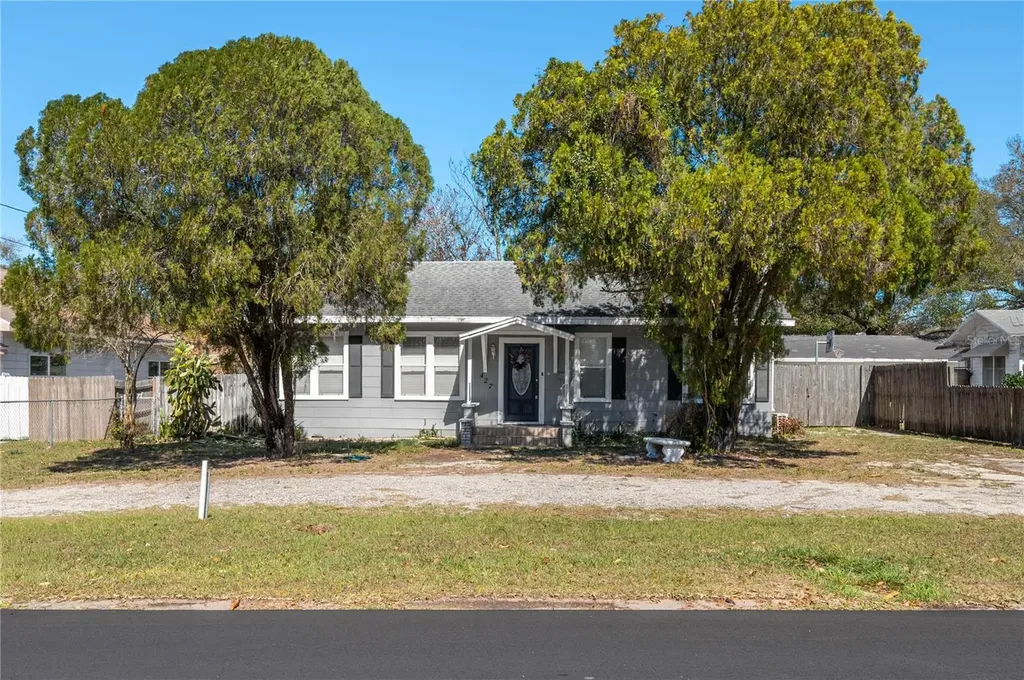 427 Avenue E SE Winter Haven FL 33880