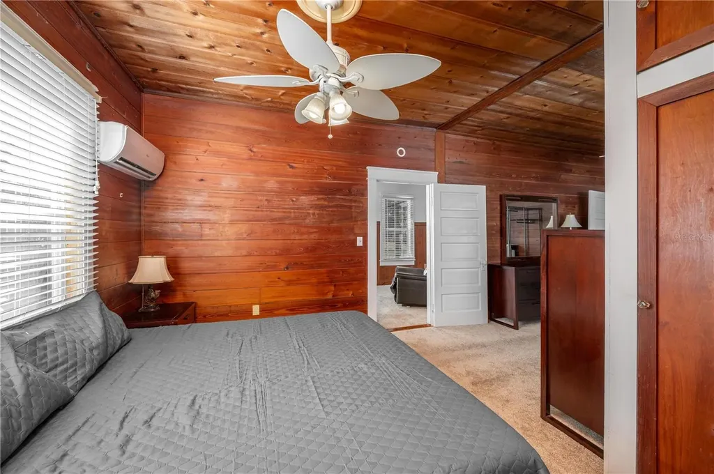 427 Avenue E SE Winter Haven FL 33880