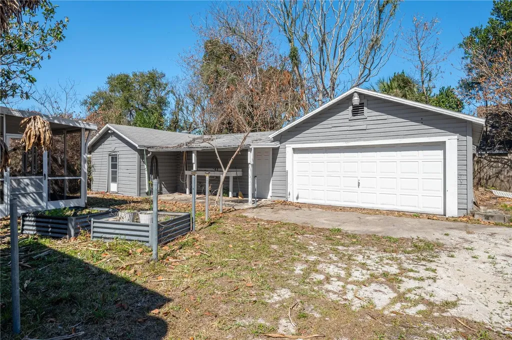 427 Avenue E SE Winter Haven FL 33880