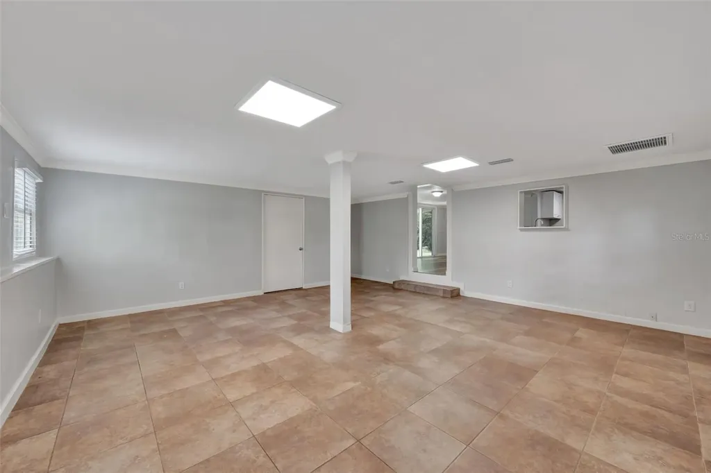 1310 Coletta Drive Orlando FL 32807