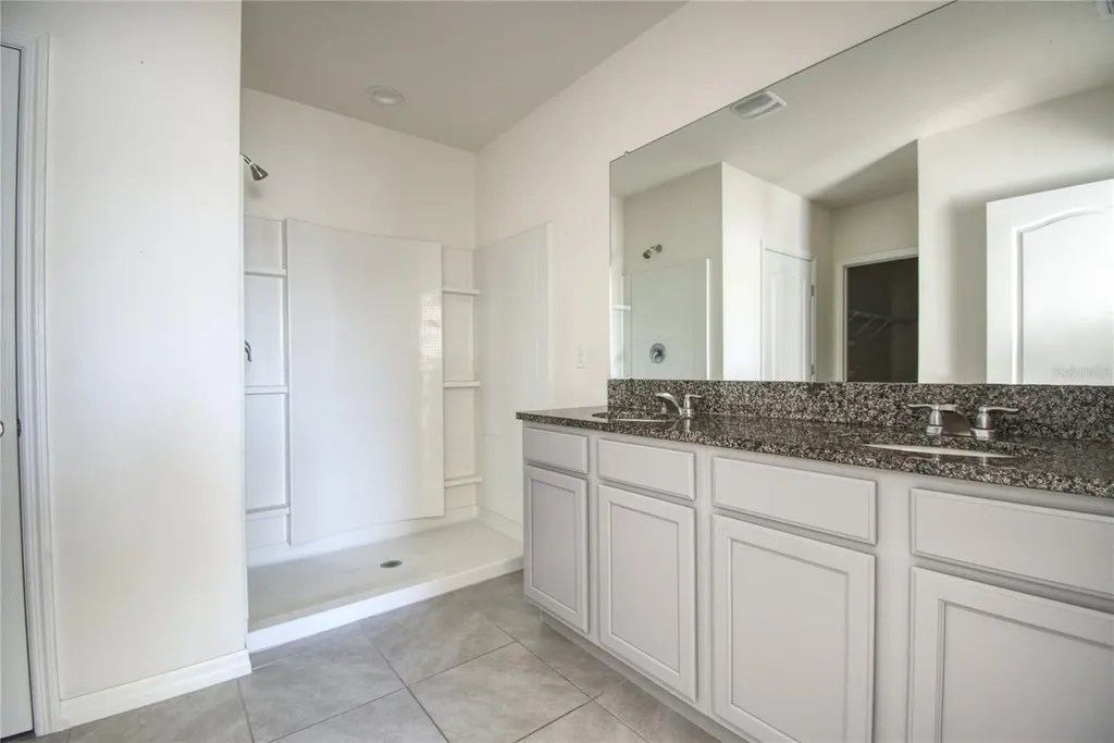 521 Nicken Grove Davenport FL 33837