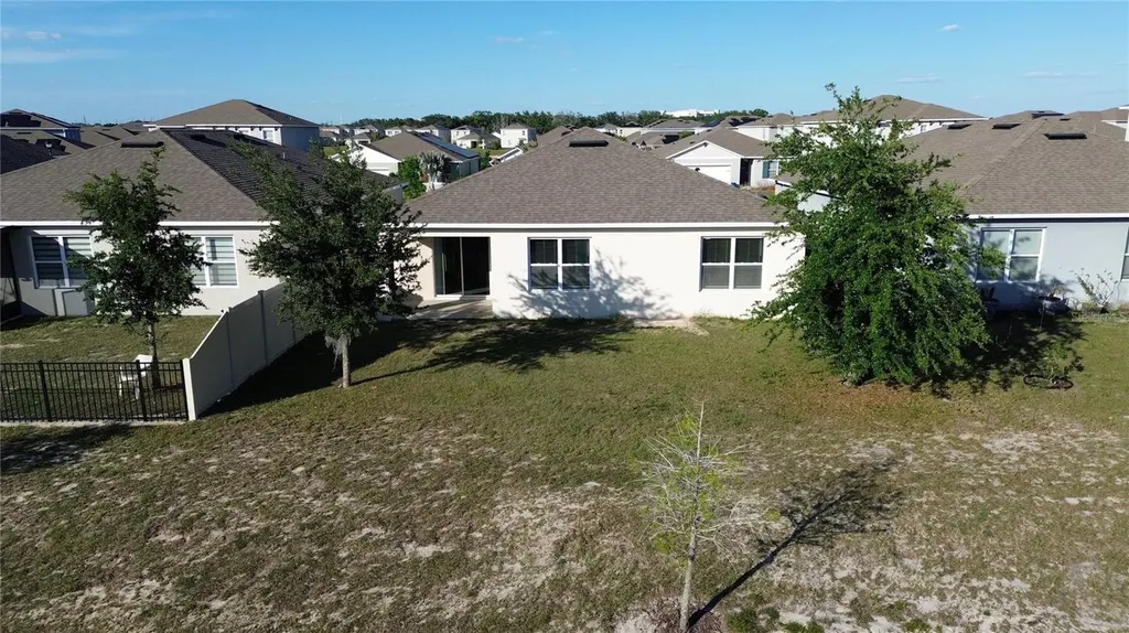 521 Nicken Grove Davenport FL 33837