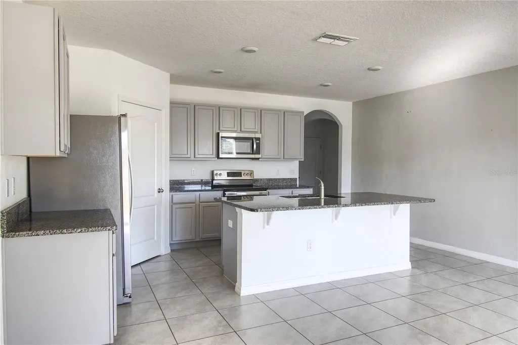 521 Nicken Grove Davenport FL 33837