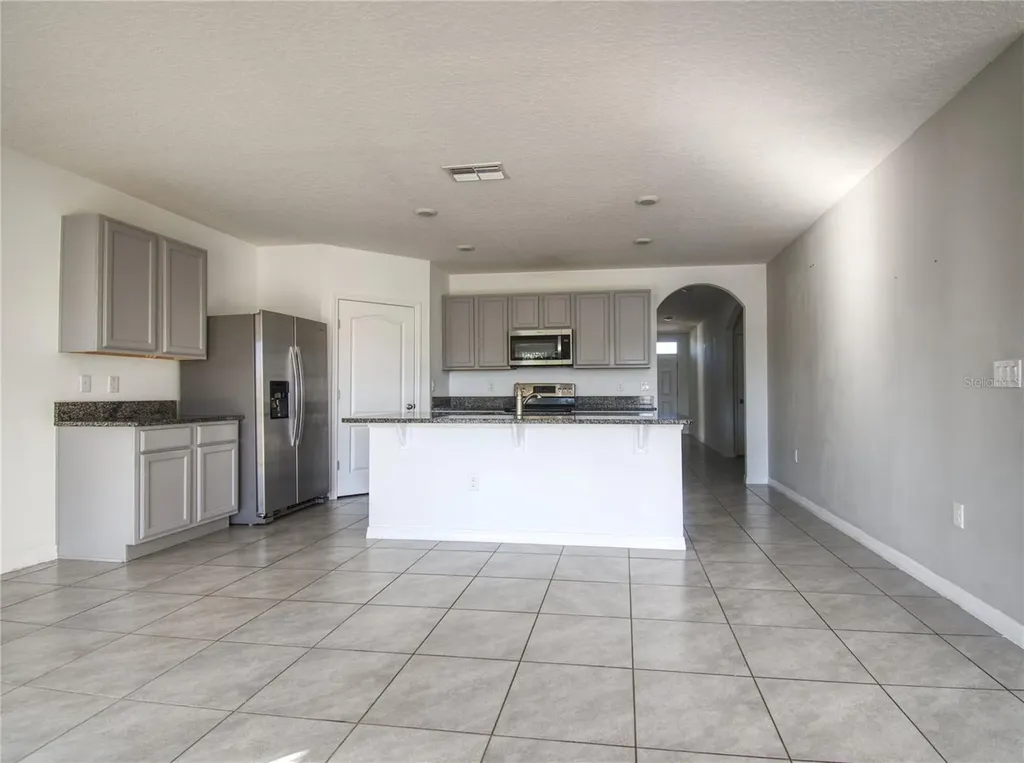 521 Nicken Grove Davenport FL 33837