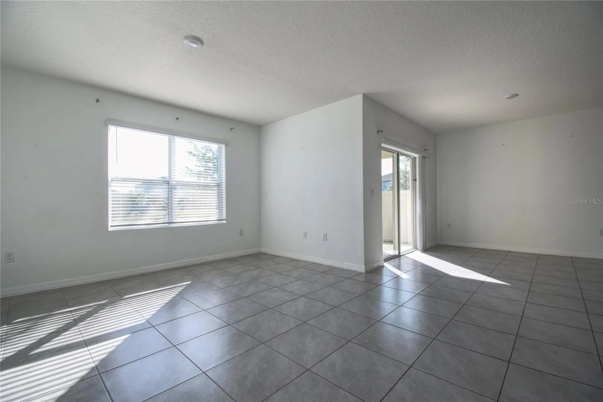 521 Nicken Grove Davenport FL 33837
