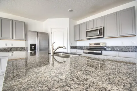 521 Nicken Grove Davenport FL 33837