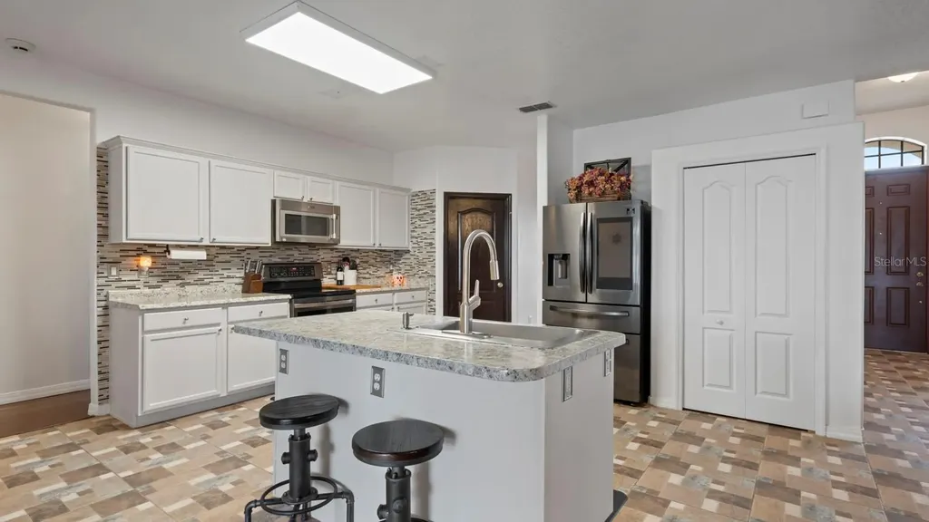 2819 Village Pine Terrace Orlando FL 32833