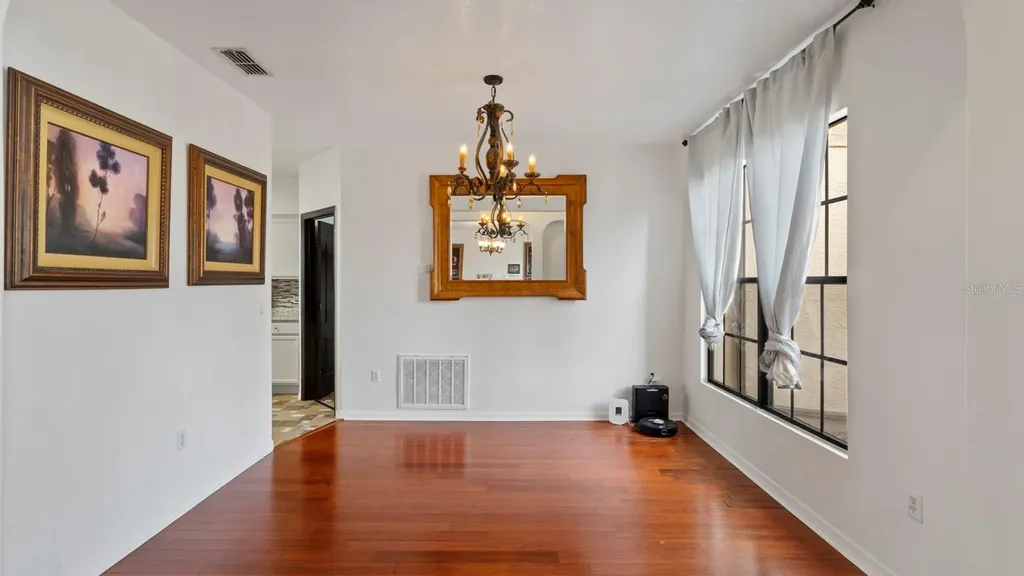 2819 Village Pine Terrace Orlando FL 32833