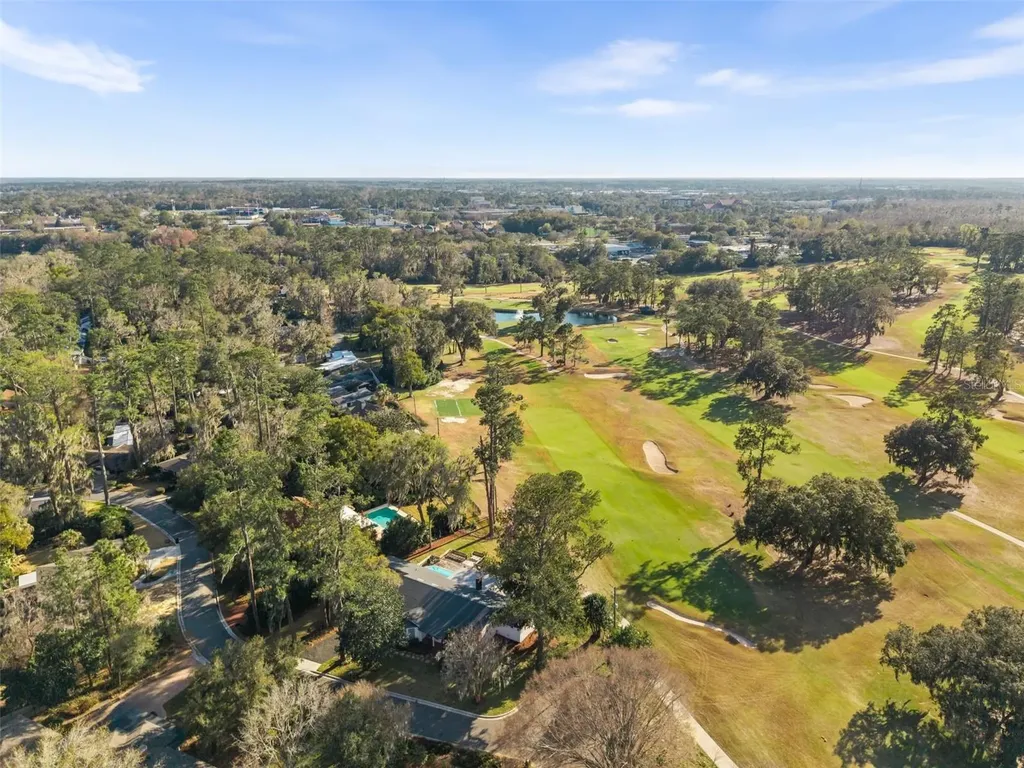 2737 SW 4th Place Gainesville FL 32607