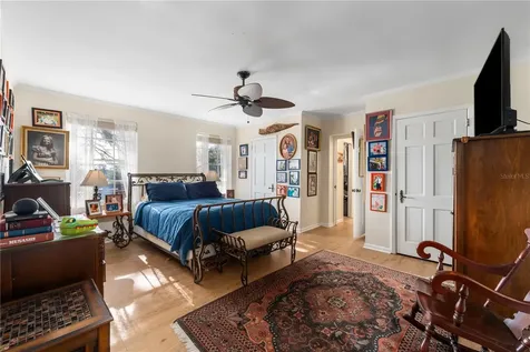 2737 SW 4th Place Gainesville FL 32607